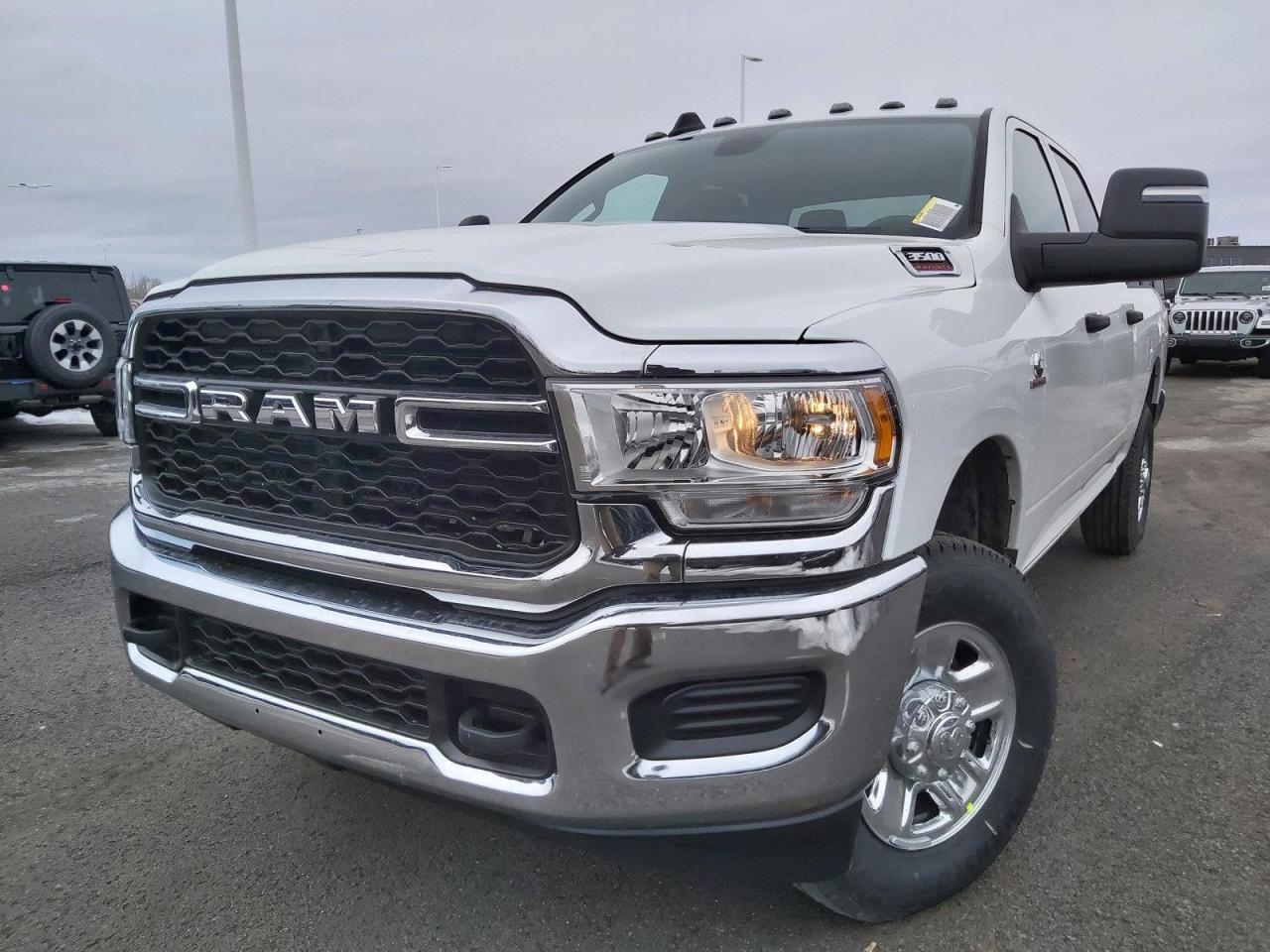 2023 RAM 3500 Tradesman Photo2