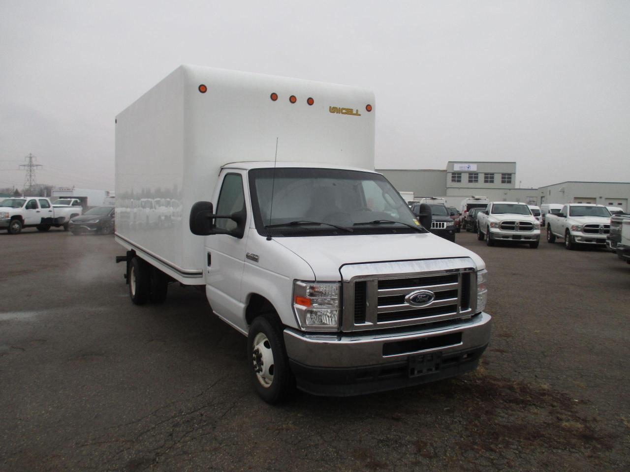 2022 Ford E450 E-450 DRW 176" WB - Photo #3