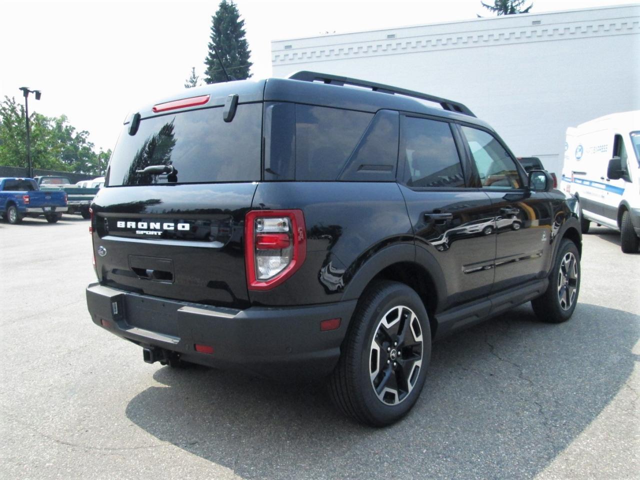 2023 Ford Bronco Sport Outer Banks Photo5