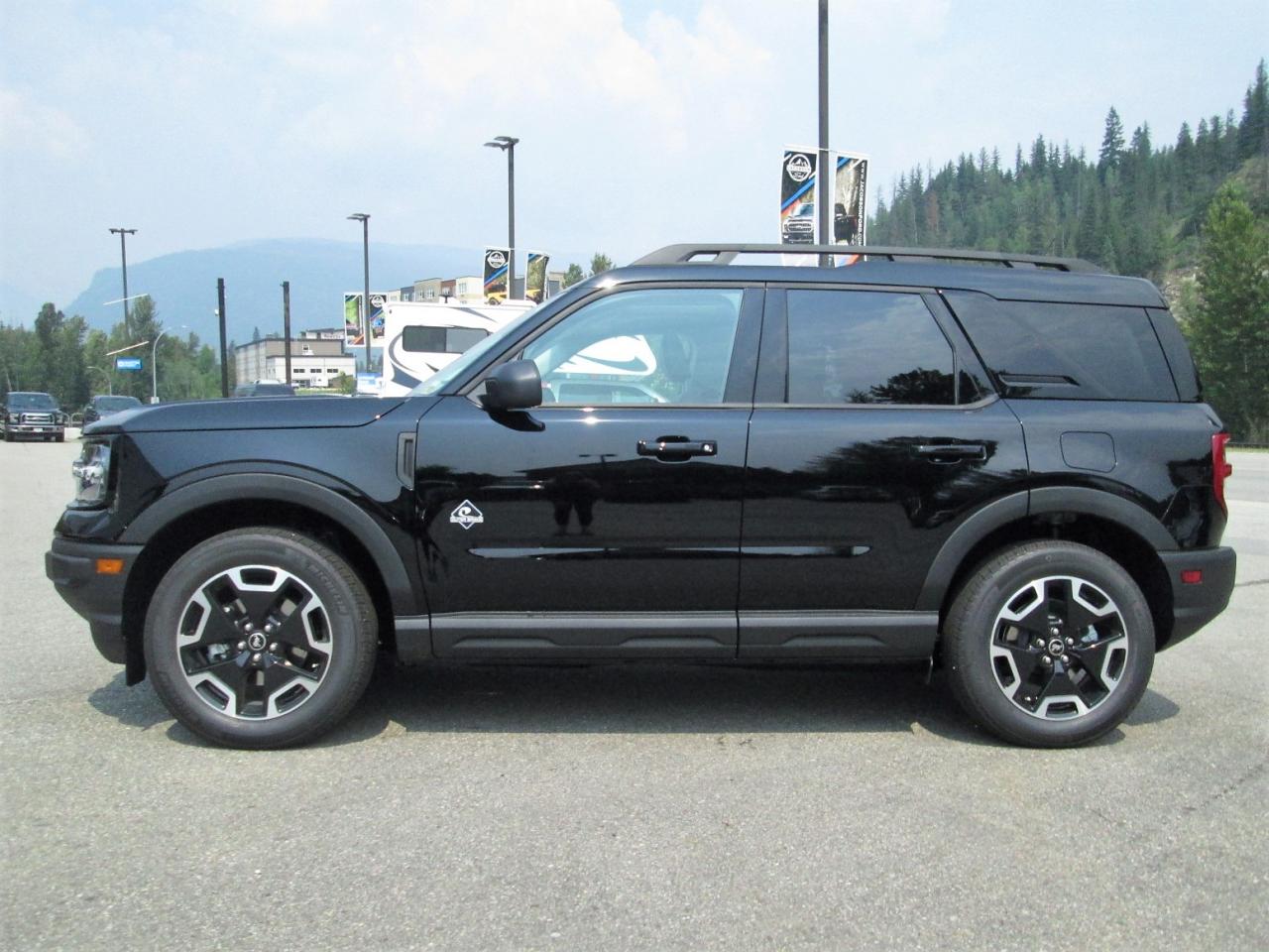 2023 Ford Bronco Sport Outer Banks Photo5