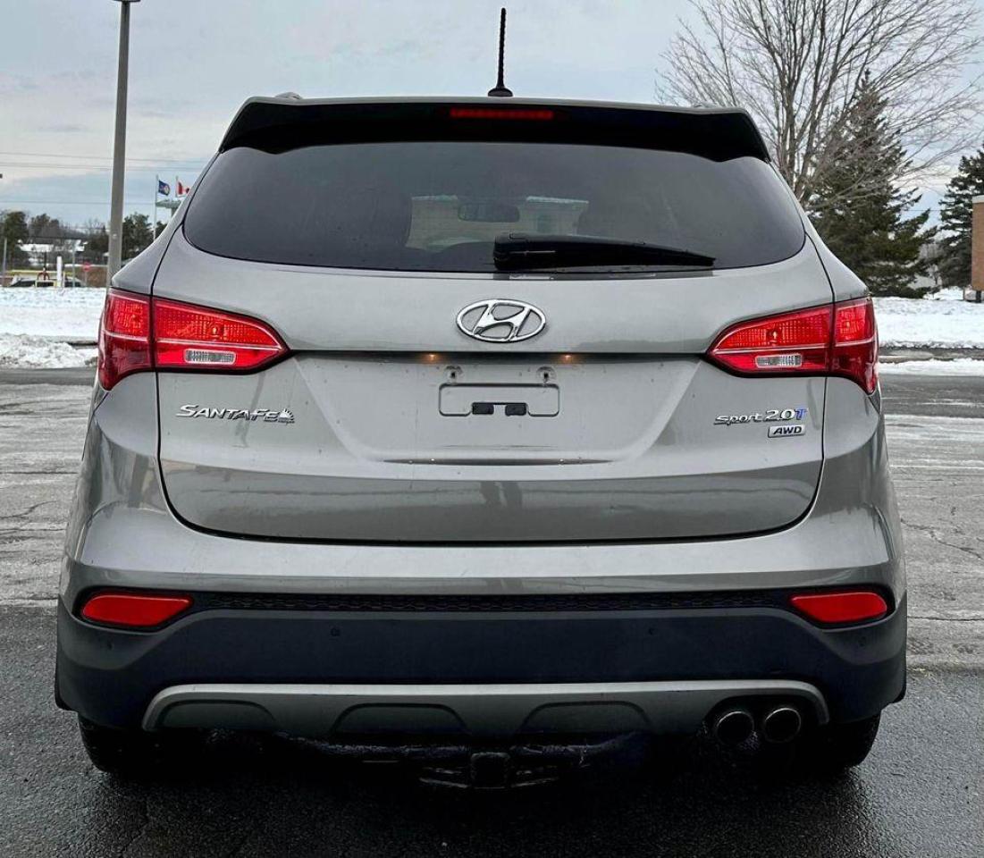2014 Hyundai Santa Fe Safety Certified- 4 cylinder ( AWD ) Photo4