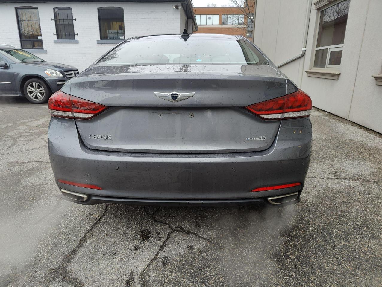 2015 Hyundai Genesis Luxury Package! Nav! Cooled Seats! - Photo #5