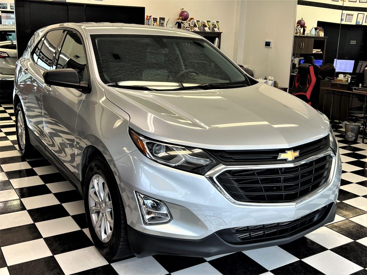 2018 Chevrolet Equinox LS+ApplePlay+Camera+Remote Start+CLEAN CARFAX Photo65