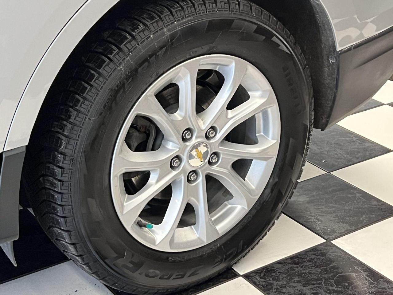2018 Chevrolet Equinox LS+ApplePlay+Camera+Remote Start+CLEAN CARFAX Photo112