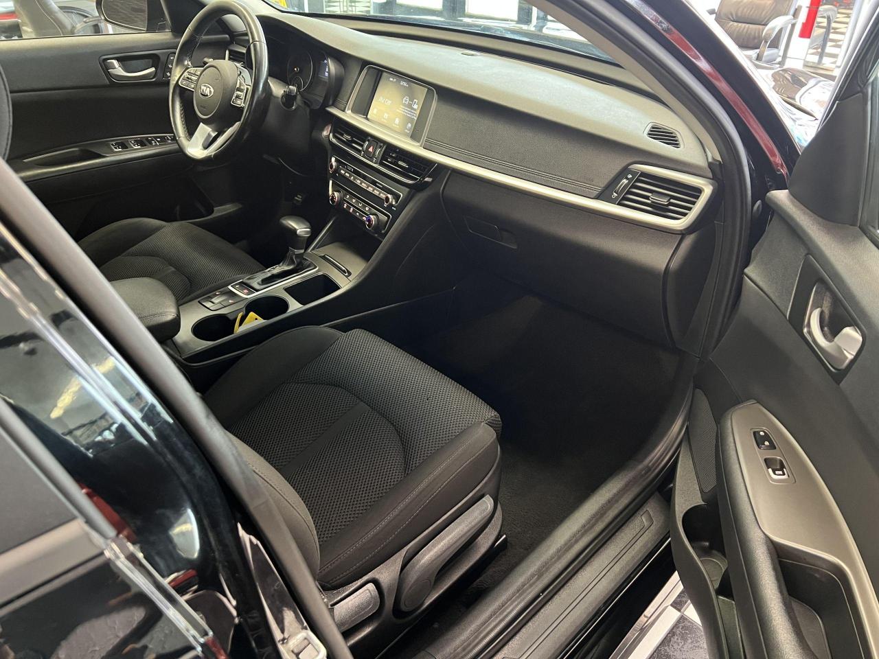 2019 Kia Optima LX+CAM+NewBrakes+ApplePlay+Blind Spot+CLEAN CARFAX Photo84