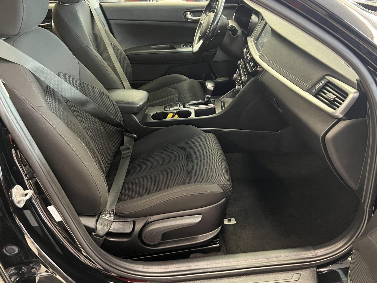 2019 Kia Optima LX+CAM+NewBrakes+ApplePlay+Blind Spot+CLEAN CARFAX - Photo #20