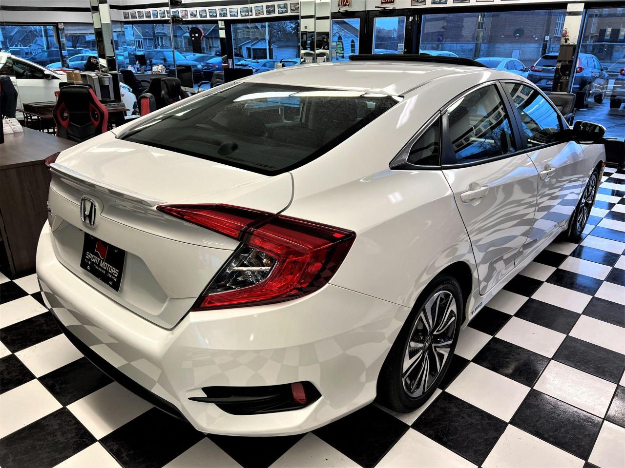 2016 Honda Civic EX-T+Roof+ApplePlay+Camera+New Brakes+CLEAN CARFAX - Photo #4