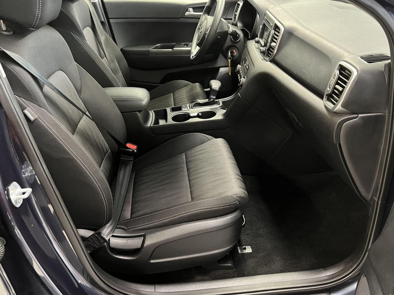2019 Kia Sportage LX AWD+Camera+Heated Seats+New Tires+CLEAN CARFAX - Photo #22