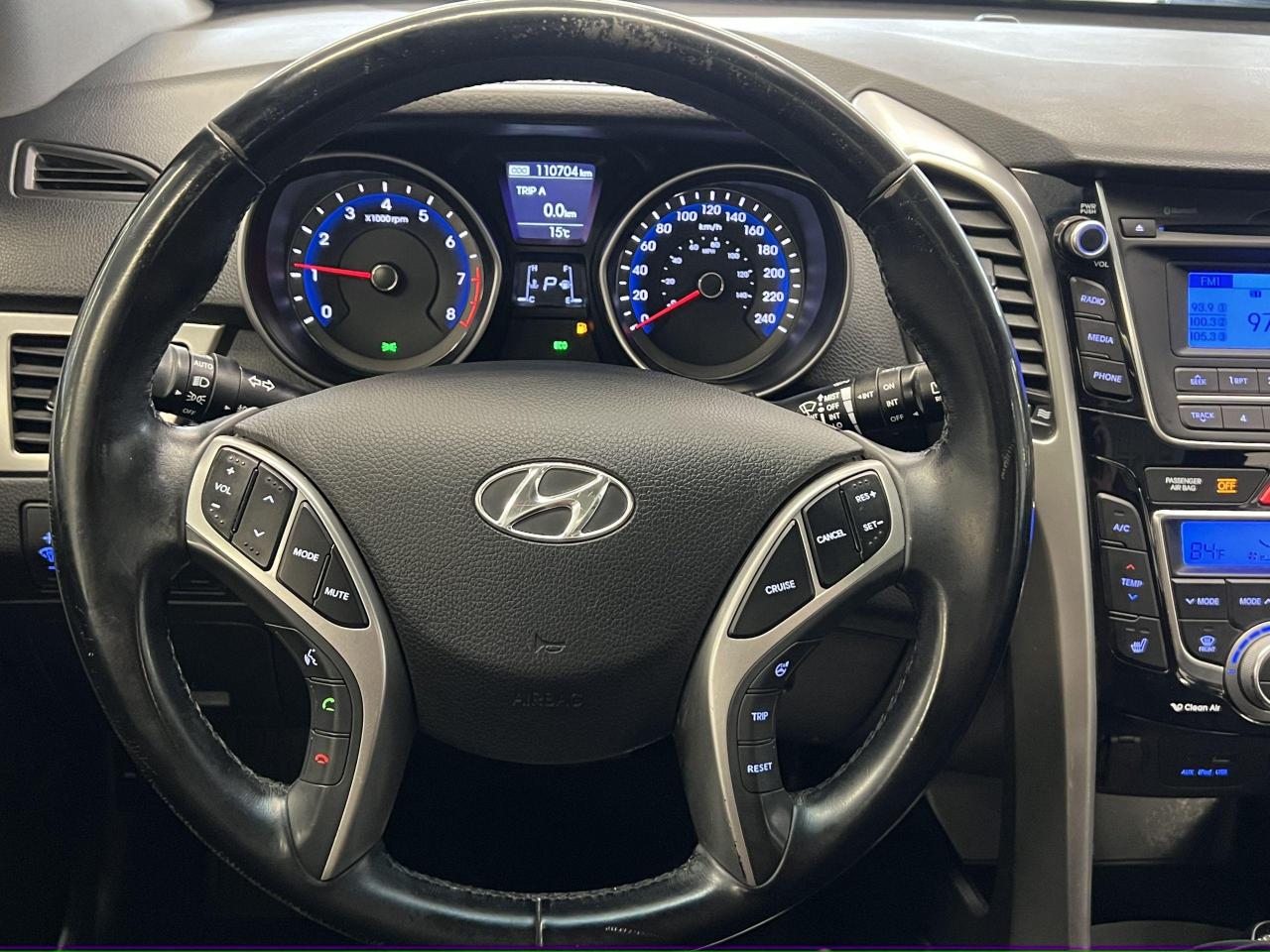 2014 Hyundai Elantra GT GT Hatchback+Leather+Panoramic Roof+CLEAN CARFAX - Photo #9