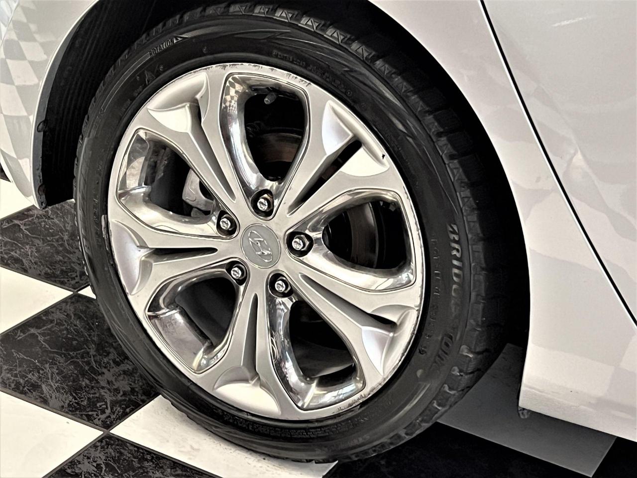 2014 Hyundai Elantra GT GT Hatchback+Leather+Panoramic Roof+CLEAN CARFAX - Photo #44