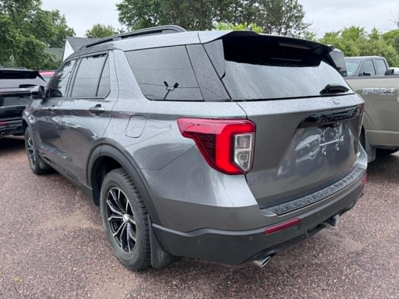 2023 Ford Explorer ST-Line 4WD Photo1