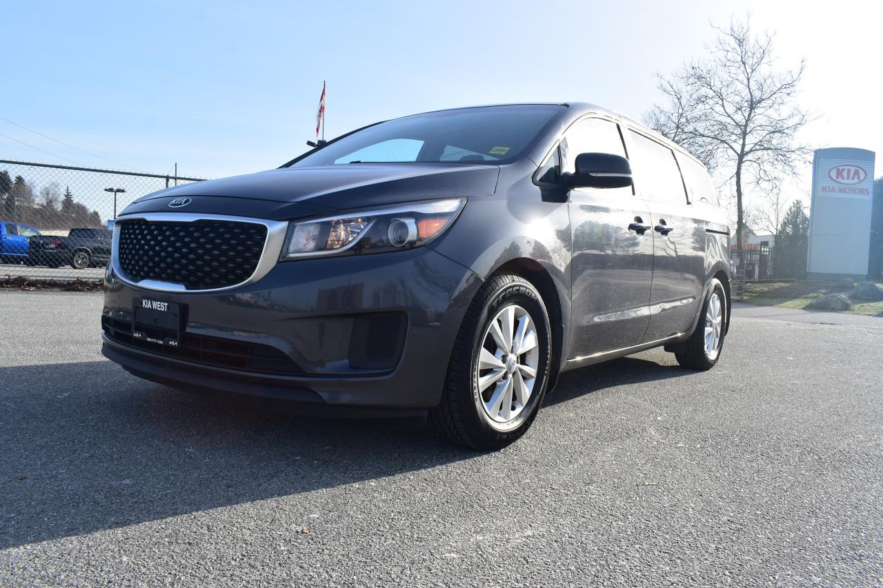 2015 Kia Sedona LX