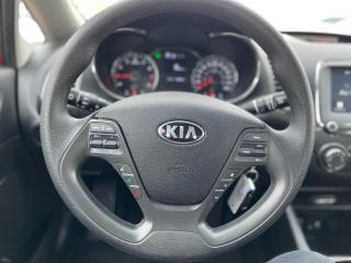 2018 Kia Forte AUTO NO ACCCIDNT ON OWNER LOW KM  LOCAL ON B-TOOTH - Photo #14