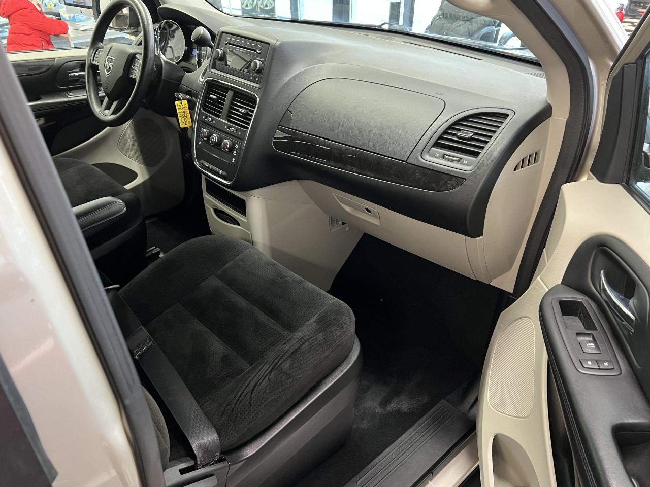 2015 Dodge Grand Caravan CVP+Remote Start+7 Passenger+A/C - Photo #19
