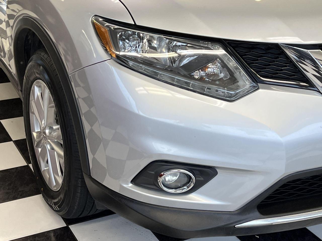 2016 Nissan Rogue SV+New Tires & Brakes+Camera+Bluetooth+A/C - Photo #33