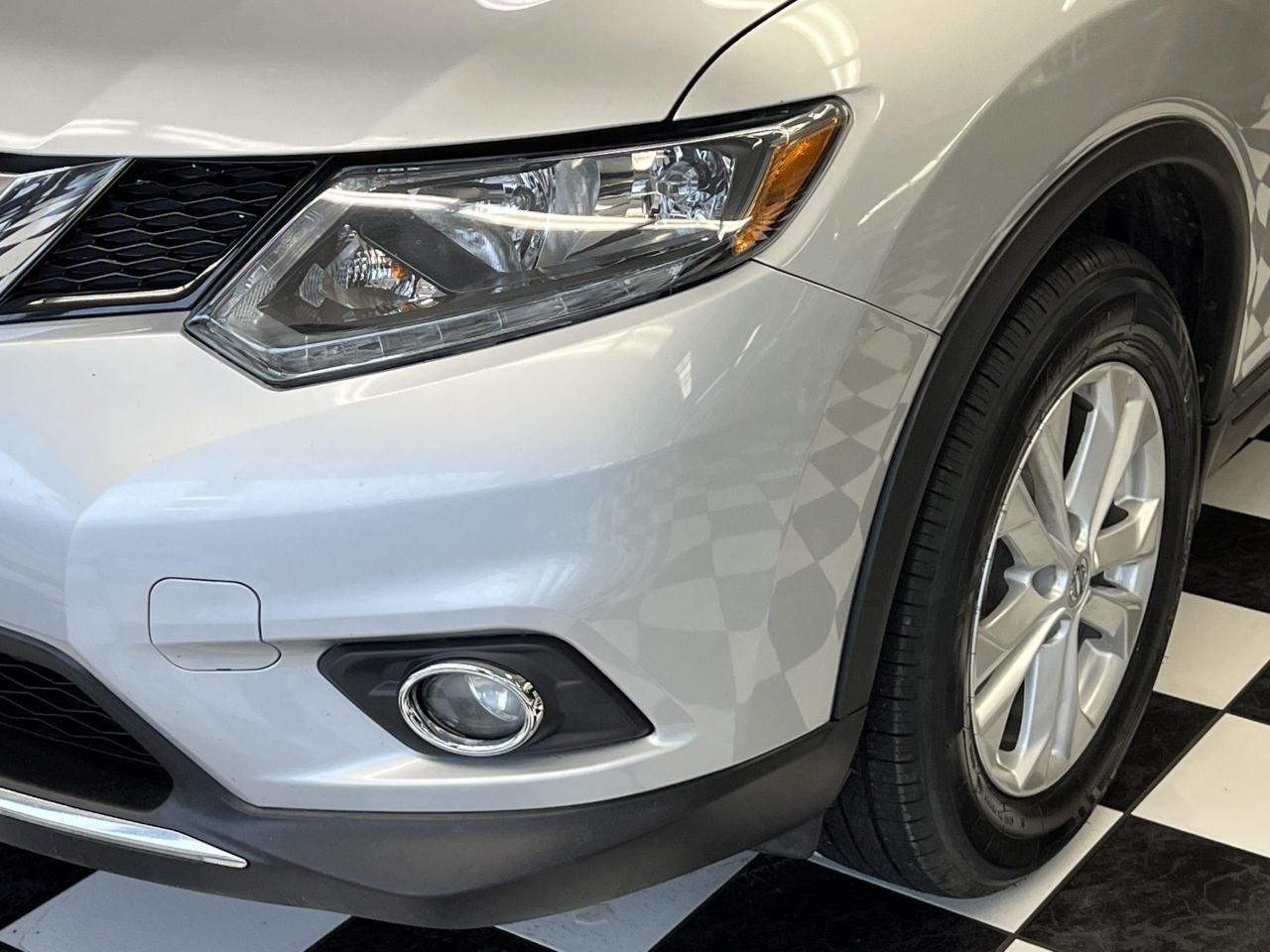 2016 Nissan Rogue SV+New Tires & Brakes+Camera+Bluetooth+A/C - Photo #34