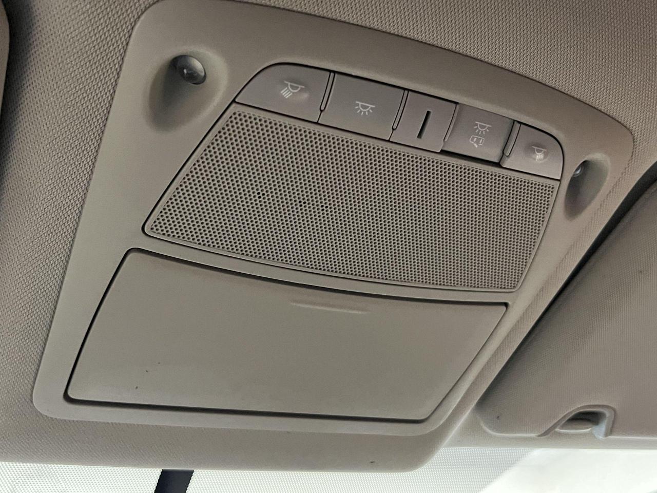 2016 Nissan Rogue SV+New Tires & Brakes+Camera+Bluetooth+A/C - Photo #47