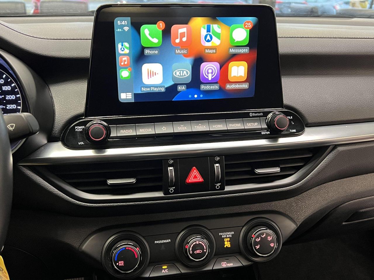 2020 Kia Forte EX+Alloys+LaneKeep+BlindSpot+ApplePlay+CleanCarfax Photo10