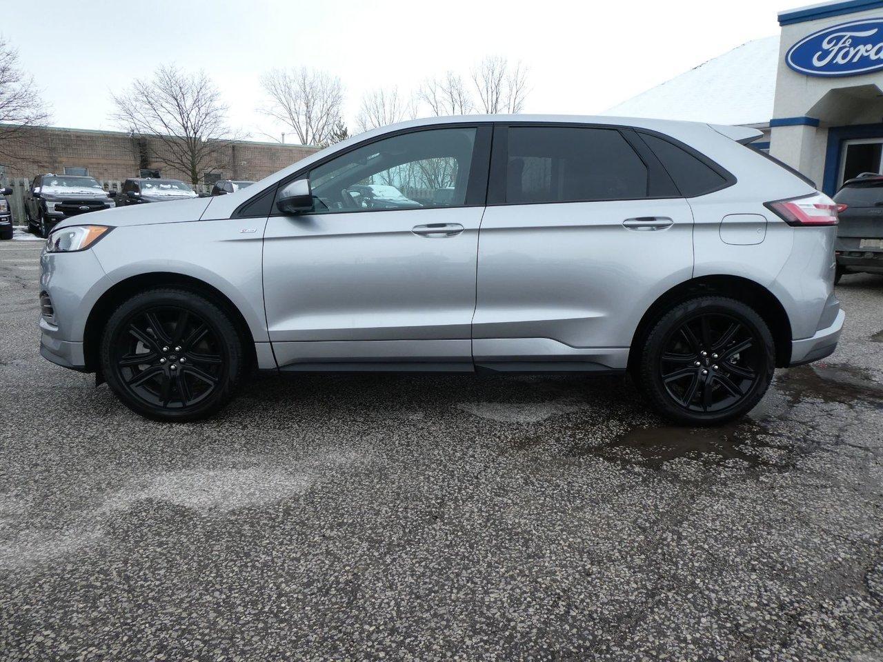 2022 Ford Edge ST Line Photo