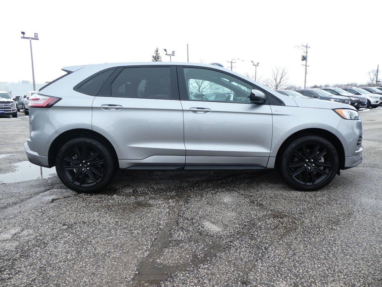 2022 Ford Edge ST Line Photo