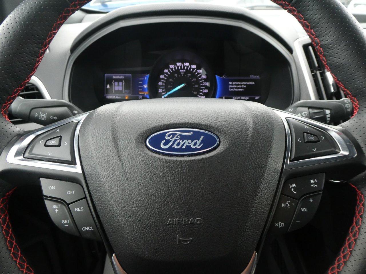 2022 Ford Edge ST Line Photo