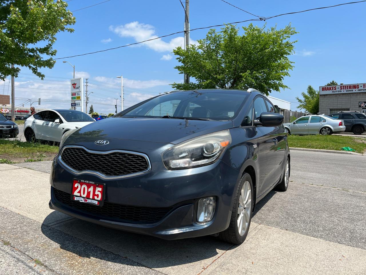 2015 Kia Rondo 