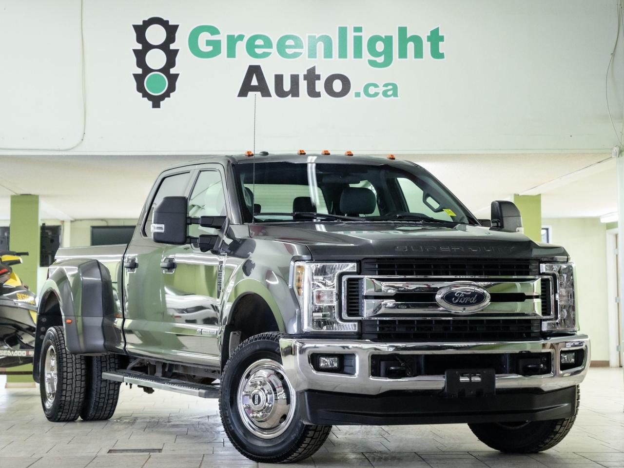 2019 Ford F-350 XLT Photo1