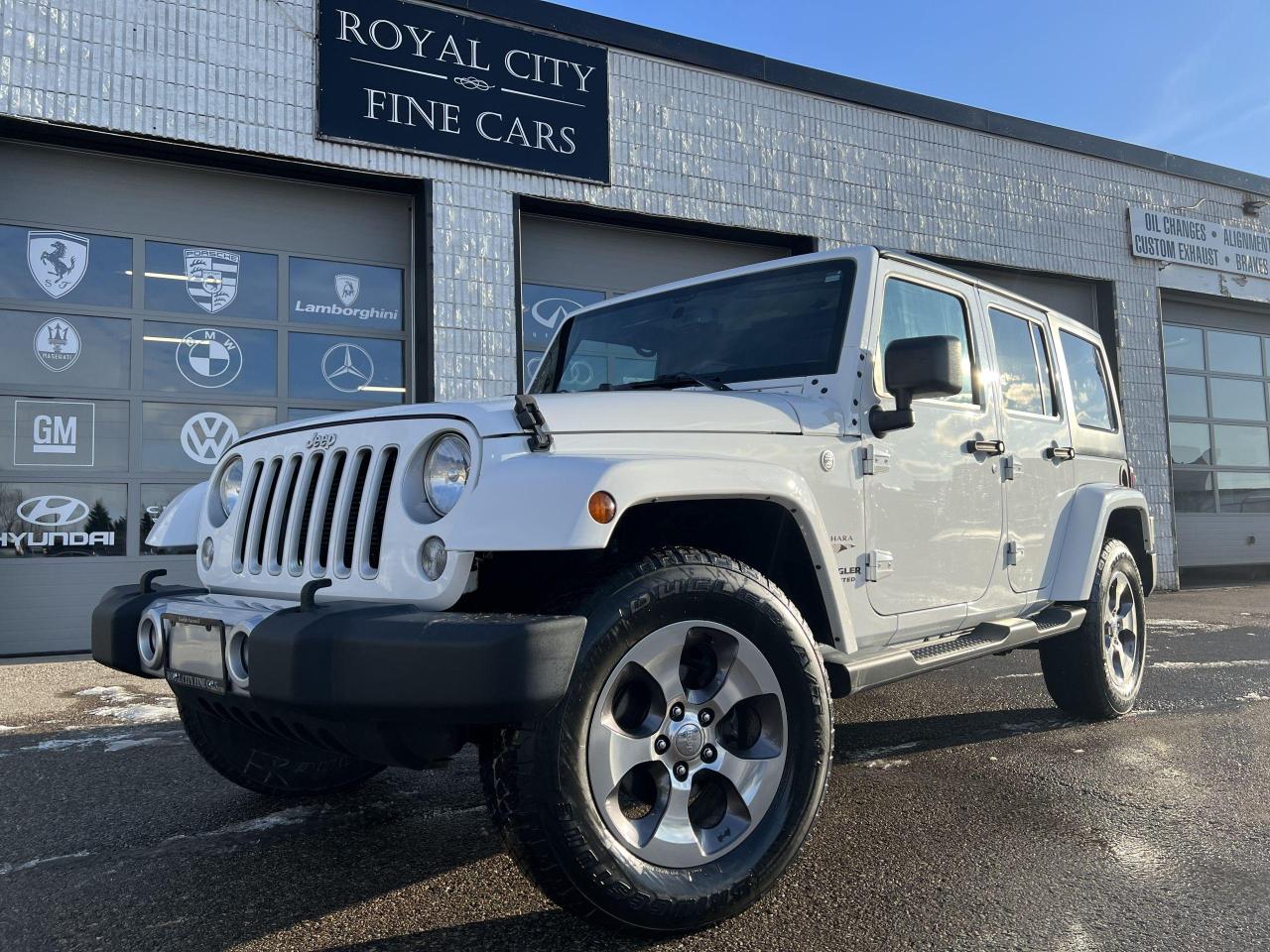 2016 Jeep Wrangler 4WD 4dr Sahara/ Clean CARFAX