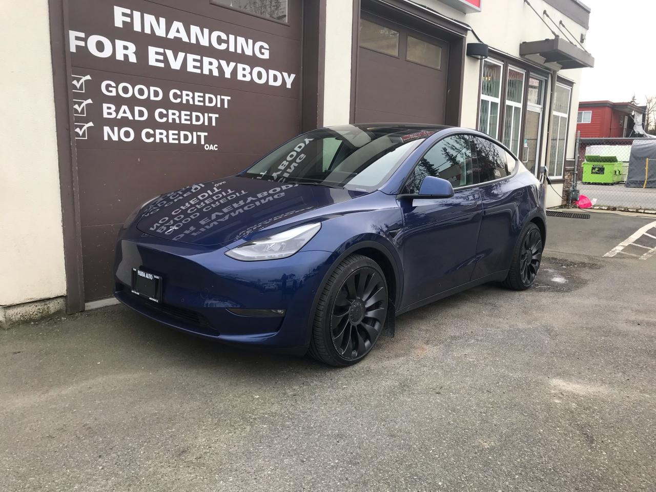 Used 2023 Tesla Model Y Performance AWD **NO PST** for sale in Abbotsford, BC