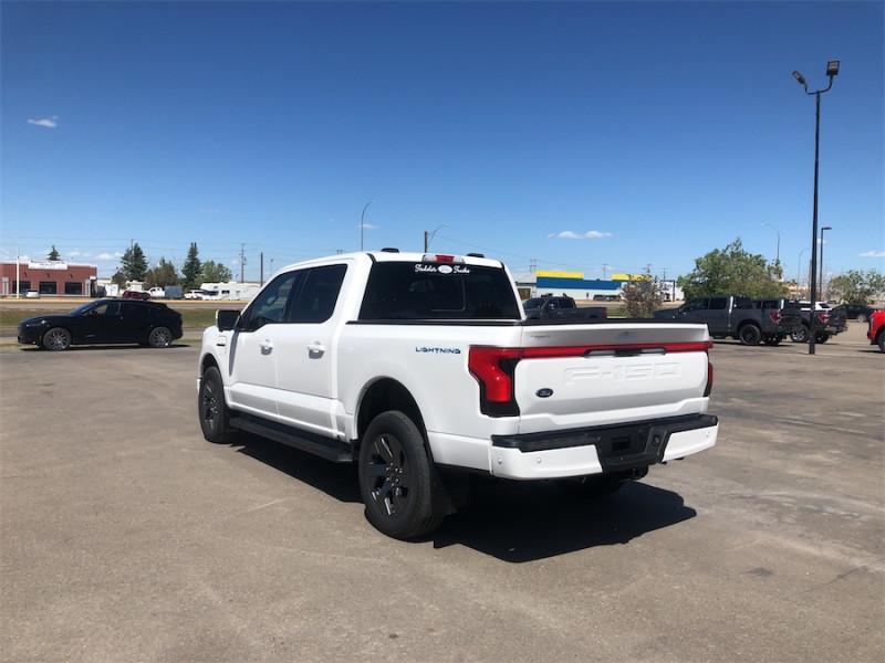 2023 Ford F-150 Lightning Lariat  - Leather Seats Photo5