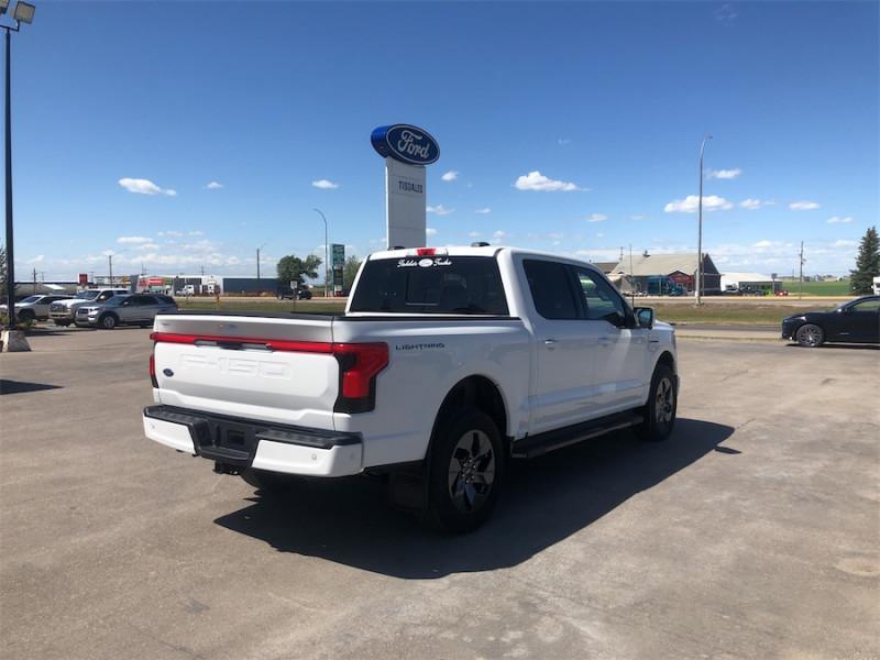 2023 Ford F-150 Lightning Lariat  - Leather Seats Photo5