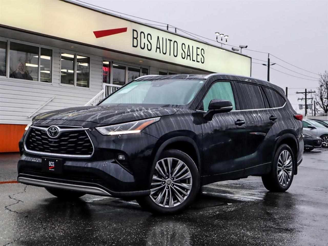 Used 2021 Toyota Highlander Platinum for sale in Vancouver, BC