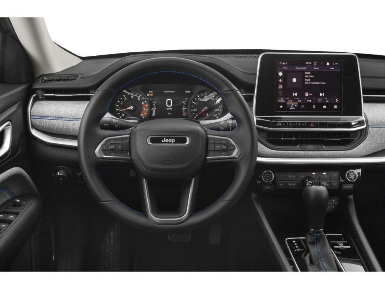2023 Jeep Compass NORTH Photo3