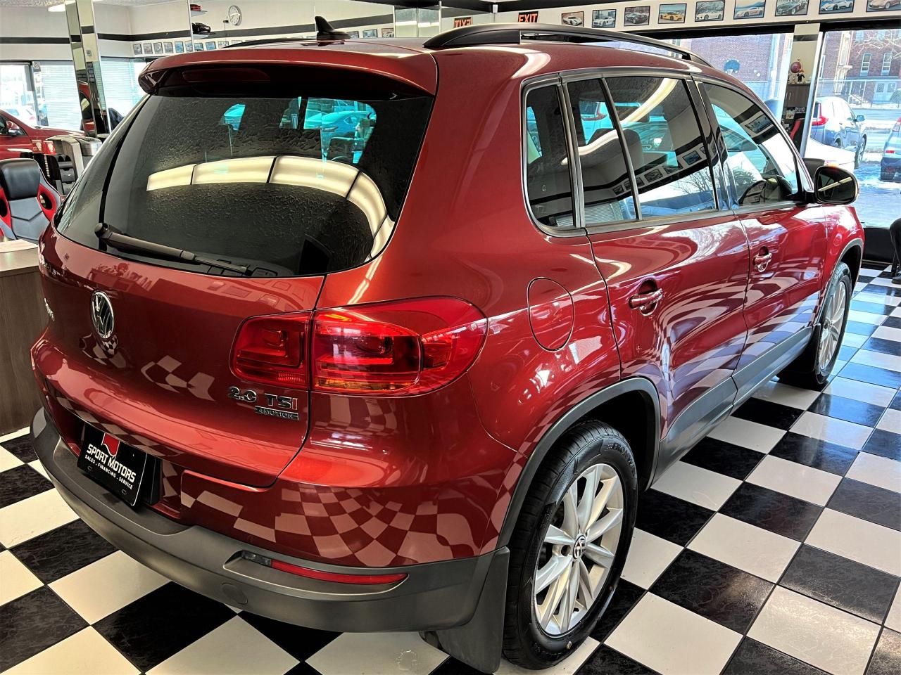 2015 Volkswagen Tiguan Highline+New Tires+Brakes+PanoRoof+CAM+CLEANCARFAX - Photo #4