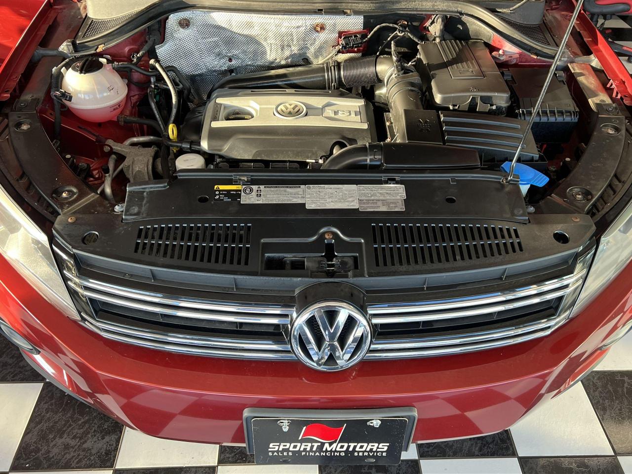 2015 Volkswagen Tiguan Highline+New Tires+Brakes+PanoRoof+CAM+CLEANCARFAX - Photo #7