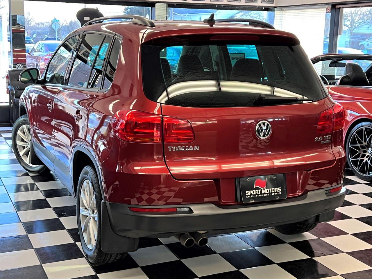 2015 Volkswagen Tiguan Highline+New Tires+Brakes+PanoRoof+CAM+CLEANCARFAX - Photo #14