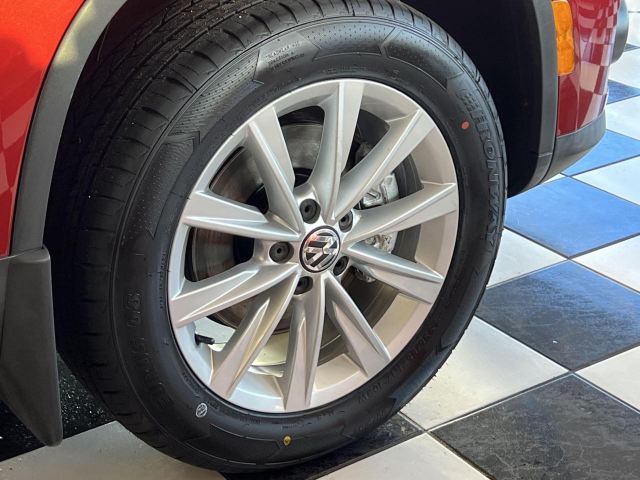 2015 Volkswagen Tiguan Highline+New Tires+Brakes+PanoRoof+CAM+CLEANCARFAX - Photo #50