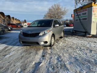 Used 2017 Toyota Sienna 7 Passenger | Back Up Cam | EVERYONE APPROVED!! for sale in Calgary, AB