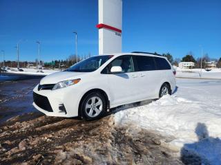 Used 2020 Toyota Sienna LE for sale in Moncton, NB