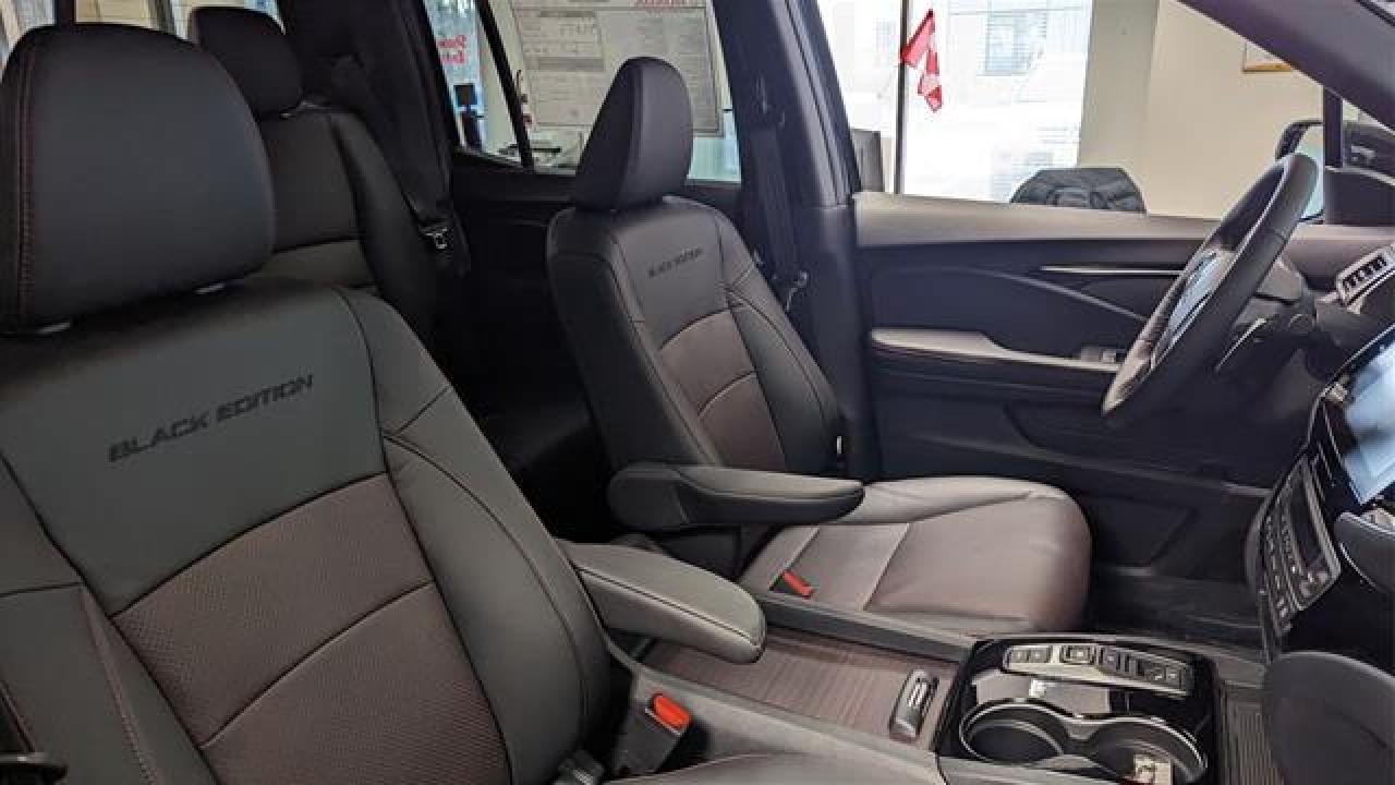 2023 Honda Ridgeline Black Edition HPD AWD (In Stock) Black Edition HPD Photo3