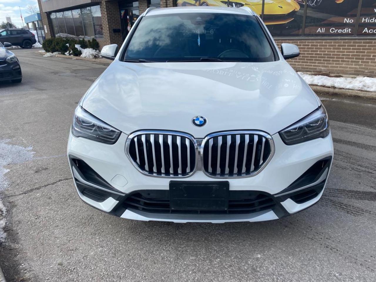 2020 BMW X1 xDrive28i Photo2