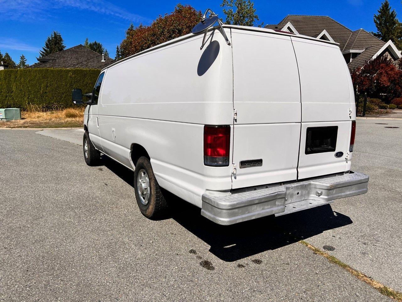 2006 Ford Econoline CARGO EXTENDED
