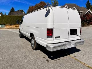 2006 Ford Econoline CARGO EXTENDED - Photo #3