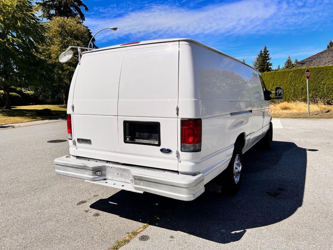 2006 Ford Econoline CARGO EXTENDED