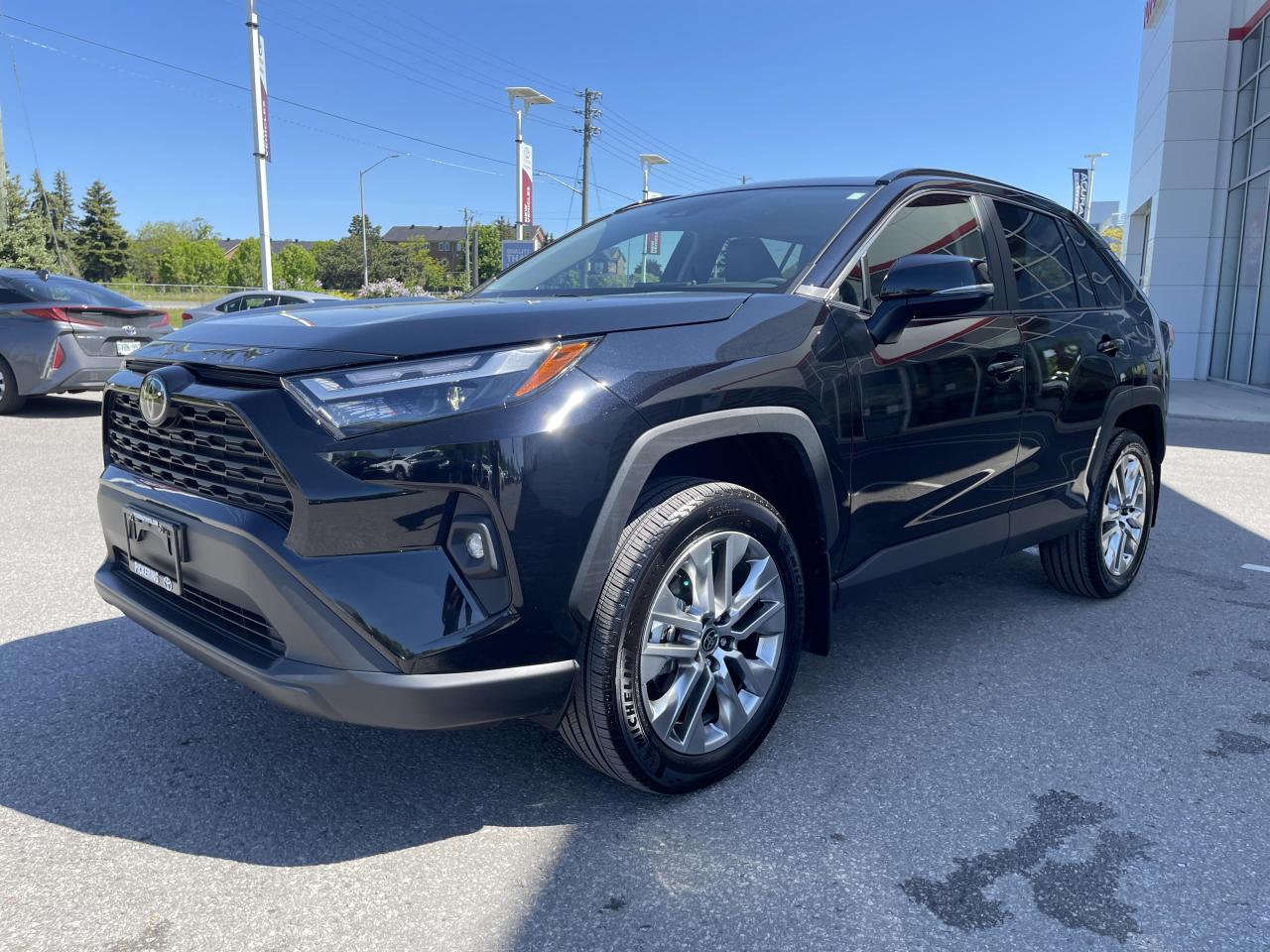 Used 2023 Toyota RAV4 4dr Awd Xle for sale in Pickering, ON