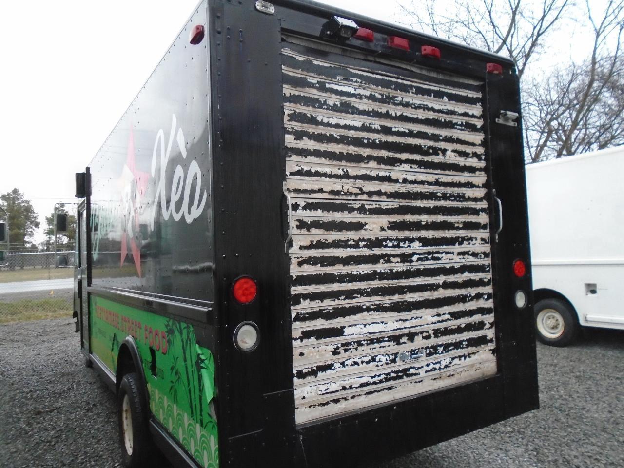 1997 Ford E350 STEP VAN 14 FT Photo