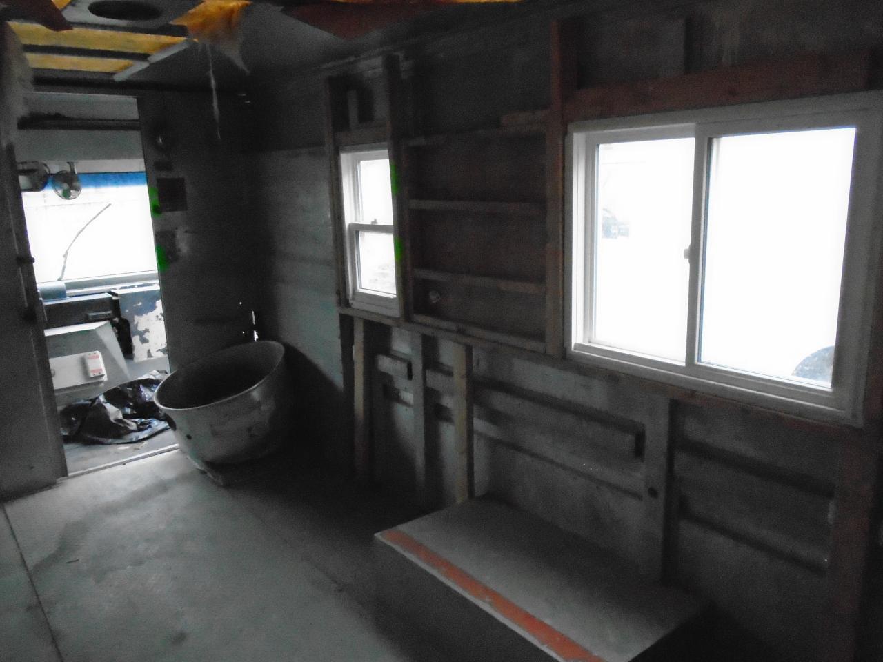 1997 Ford E350 STEP VAN 14 FT Photo