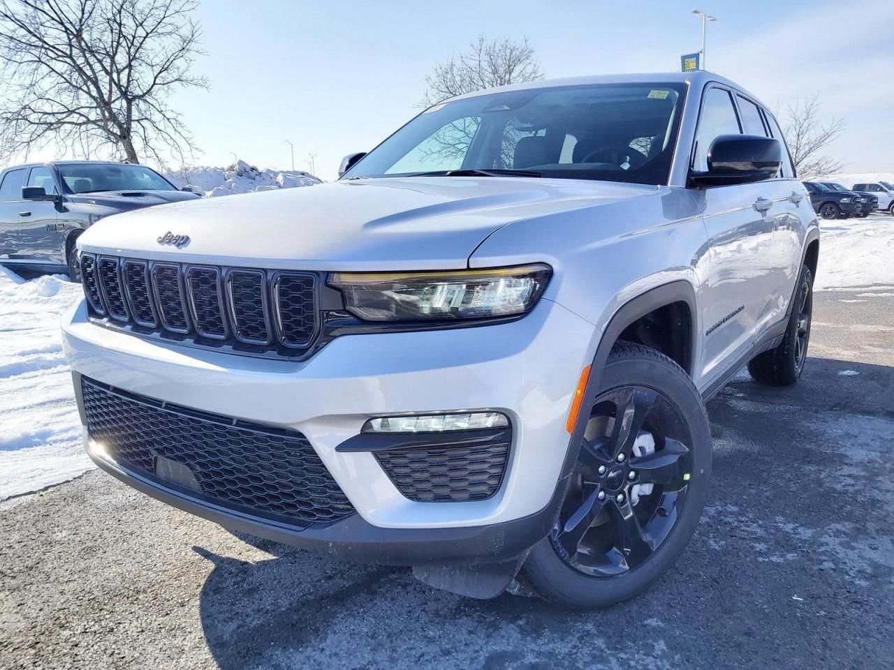 2023 Jeep Grand Cherokee Limited Photo2