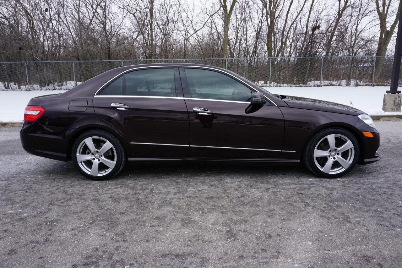 2011 Mercedes-Benz E-Class 1 OWNER / LOW KM'S / STUNNING COMBO / LOCAL CAR Photo4