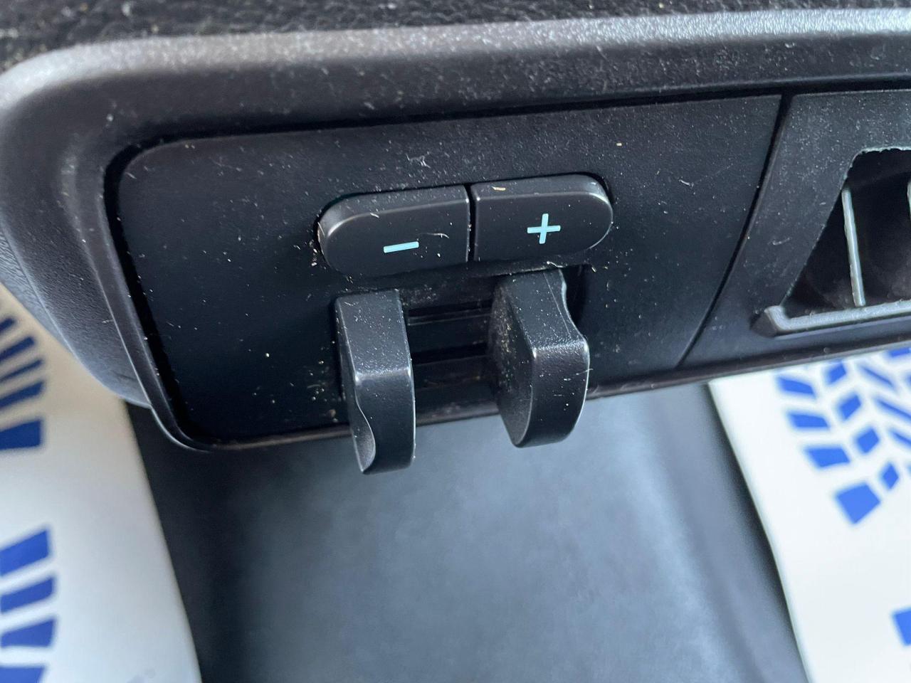 2019 Ford Transit T-250 148" Med Rf 9000 GVWR Sliding LOW KM B-TOOTH Photo3